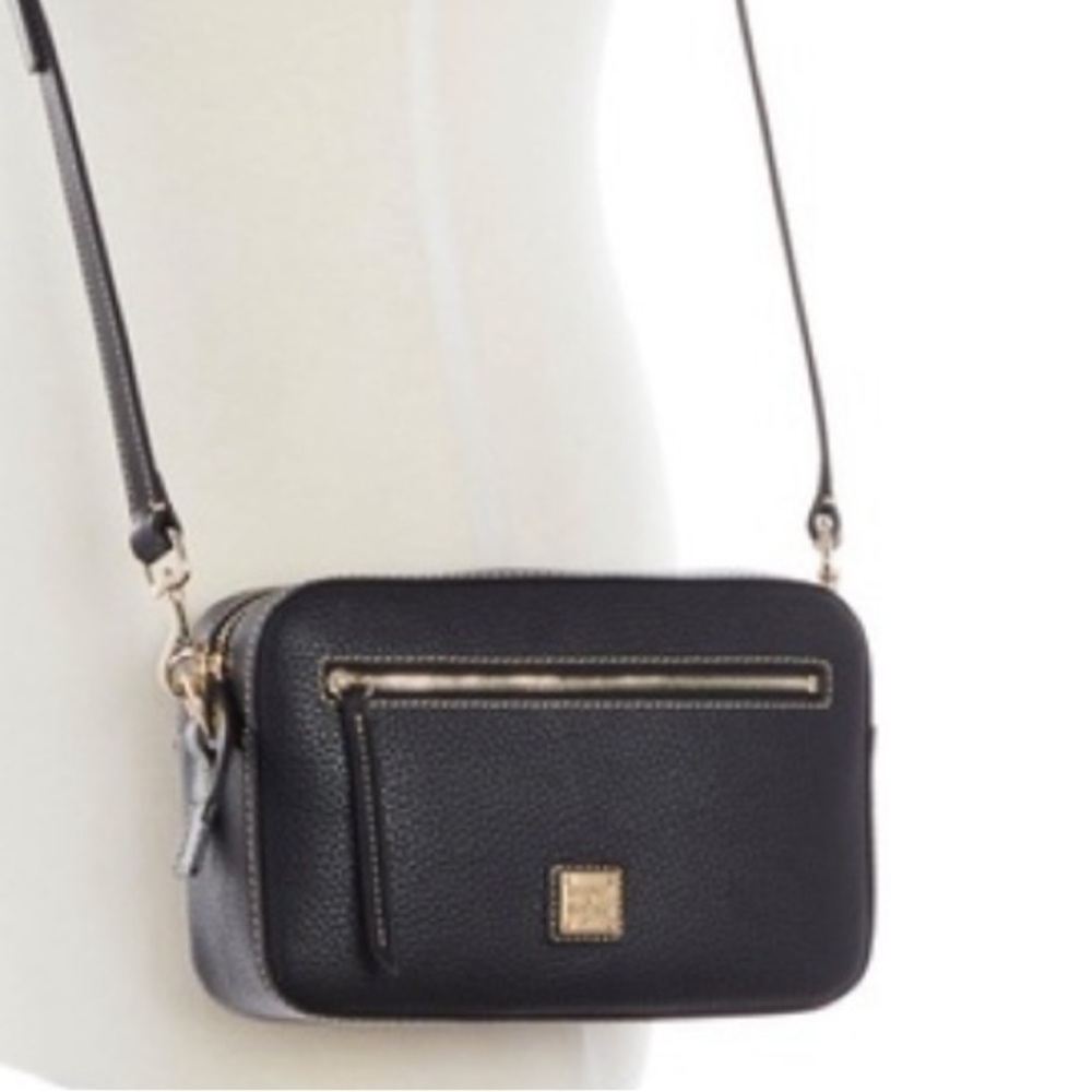 PEBBLE GRAIN CAMERA ZIP CROSSBODY - Picture 4 of 10